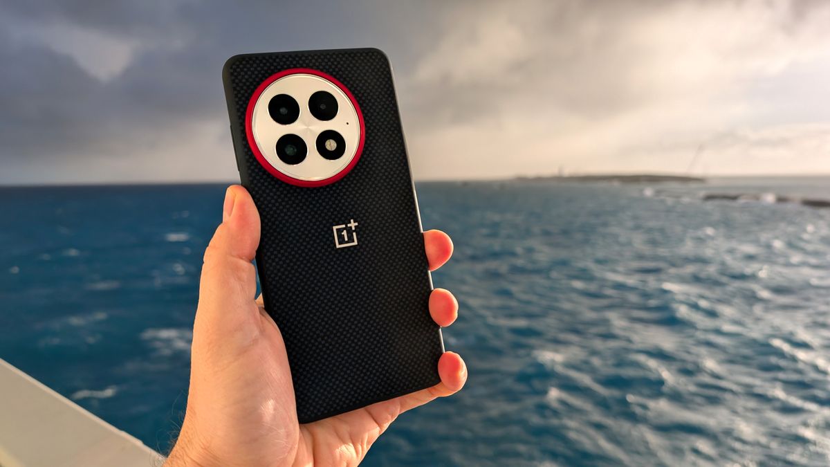 주간 테크 뉴스: 삼성 S25 유출, OnePlus 출시, 그리고 더!